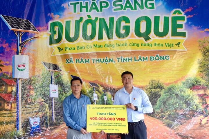 Phân Bón Cà Mau cùng hành trình "Thắp sáng đường quê"