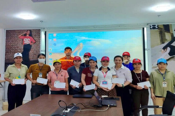 Gần 800 con đoàn viên Công ty Giầy Akalia Việt Nam được trao quà khuyến học