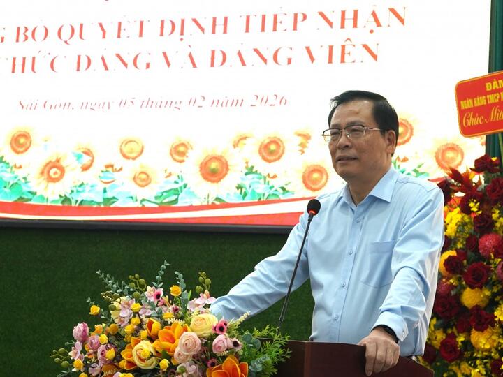 Đảng ủy EVNSPC dự lễ công bố và trao các quyết định về công tác tổ chức Đảng và đảng viên