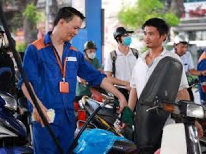 Giá xăng dầu hôm nay 20/3/2026: RON95-III vượt mốc 30.000 đồng/lít