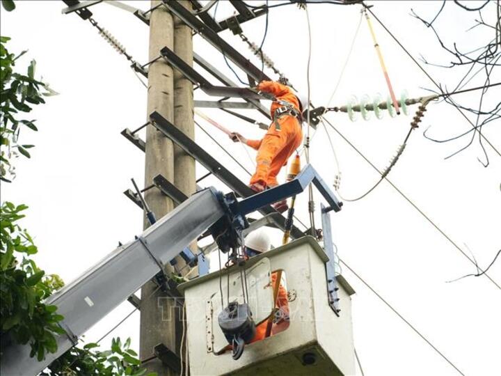 Dự phòng công suất đang thu hẹp và điểm giới hạn vận hành hệ thống điện Việt Nam