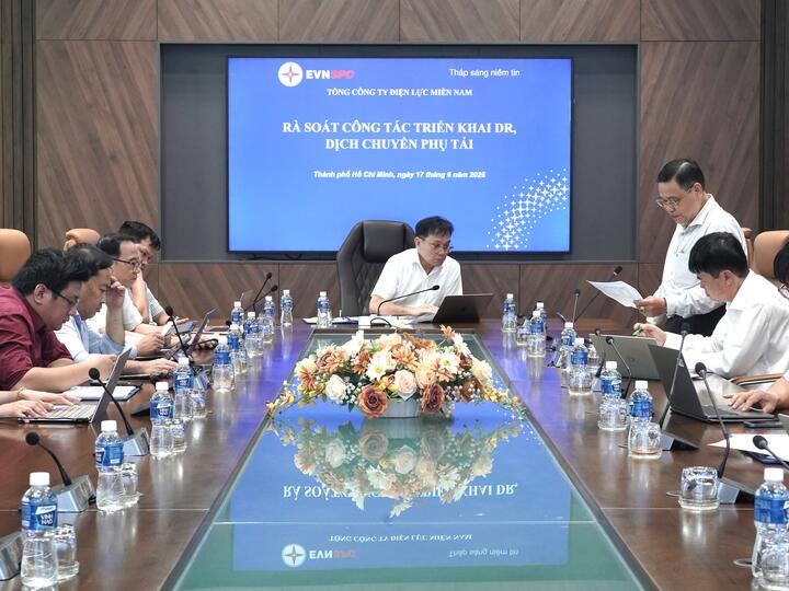 EVNSPC rà soát công tác triển khai điều chỉnh, dịch chuyển phụ tải