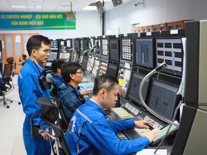 BSR mở rộng rổ dầu thô, thêm 2 loại nguyên liệu mới được chế biến thành công
