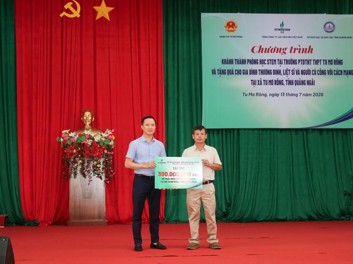 BSR lan tỏa nghĩa tình đến miền Tây Quảng Ngãi, khánh thành 2 phòng STEM tại địa phương