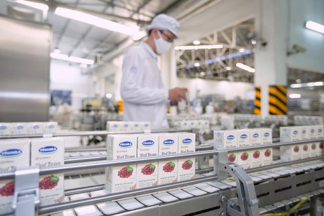 Hơn 20 năm mở rộng thị trường quốc tế, doanh nghiệp sữa lớn nhất Việt Nam gặt hái được gì? - Ảnh 2. Hơn 20 năm mở rộng thị trường quốc tế, doanh nghiệp sữa lớn nhất Việt Nam gặt hái được gì? - Ảnh 2.