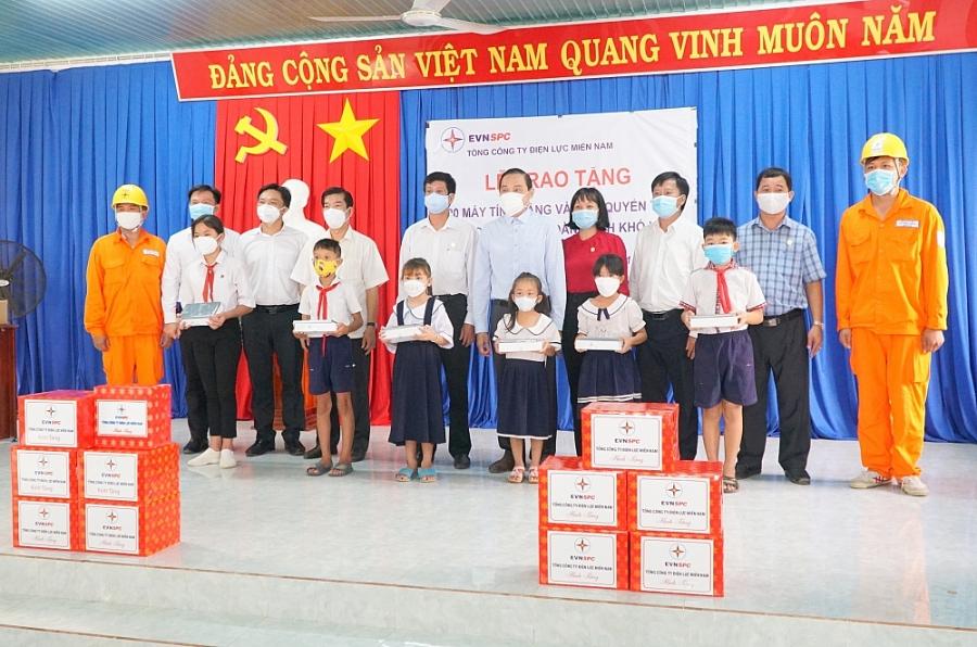 Điện lực miền Nam: Tháo gỡ vướng mắc xây dựng công trình điện tại Tây Ninh