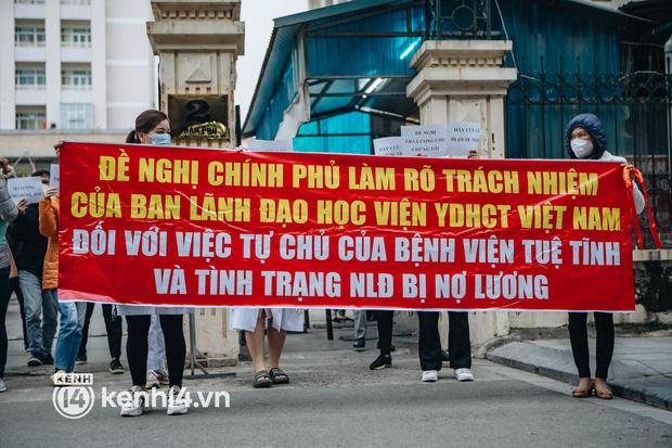 Báo cáo chi tiết vụ y bác sĩ Hà Nội cầu cứu vì bị nợ lương 8 tháng: Đề nghị Bộ Y tế tạm ứng 10,2 tỷ đồng để trả lương - Ảnh 3.