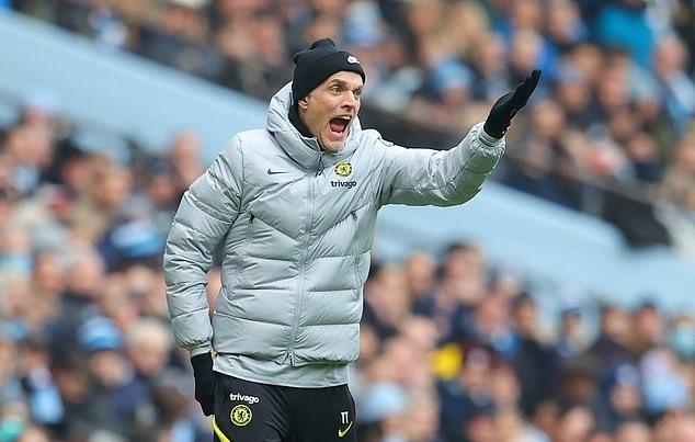 Tuchel rất nóng nảy khi nhìn các học trò uể oải trên hàng công. Ảnh: Premier League