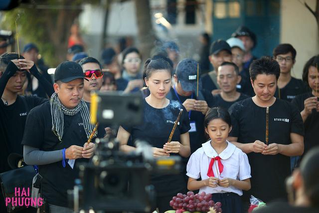 Ngô Thanh Vân ở tuổi 43: Tậu biệt thự đậm chất thiền đặt tượng Phật lớn ngay lối ra vào, đi xế hộp hạng sang, đeo đồng hồ bạc tỷ, sắp kết hôn với tình trẻ kém 11 tuổi - Ảnh 3.