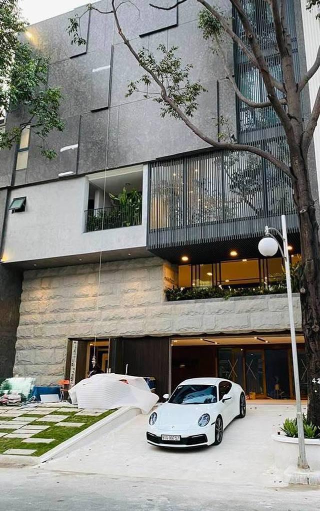 Nhà các đại gia Quận 7: Đều trong 1 khu đắc địa nổi tiếng xa hoa, có người xây biệt thự 450m2 chỉ để ở tạm - Ảnh 20.