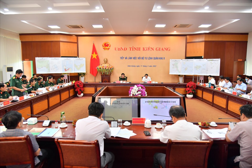 Bộ Tư lệnh Quân khu 9 làm việc với UBND tỉnh Kiên Giang về đất quốc phòng