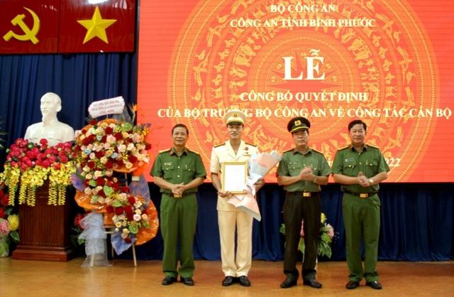 Ngành Công an bổ nhiệm, thăng cấp bậc hàm trong tuần