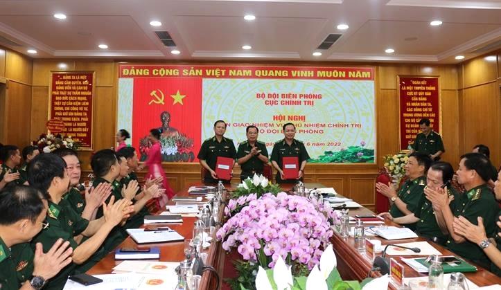 Triển khai quyết định của Thủ tướng Chính phủ, Thường vụ Quân ủy Trung ương về công tác cán bộ - Ảnh 2.