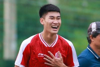 Nhâm Mạnh Dũng: "AFC Cup là cơ hội hiếm có với cầu thủ trẻ"