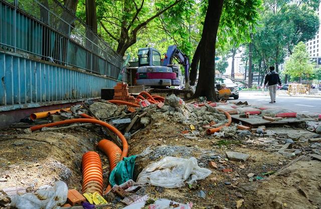 TP.HCM: Cận cảnh công trường biến khu vực hồ Con Rùa thành phố đi bộ - Ảnh 7.