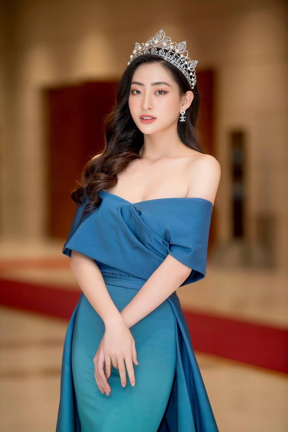 Hoa hậu Lương Thuỳ Linh muốn thay đổi hình tượng mới mẻ hơn. Ảnh: NVCC