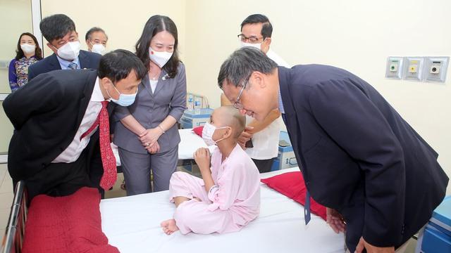 Phó Chủ tịch nước khảo sát công tác bảo tồn, trùng tu di tích Huế - Ảnh 4.