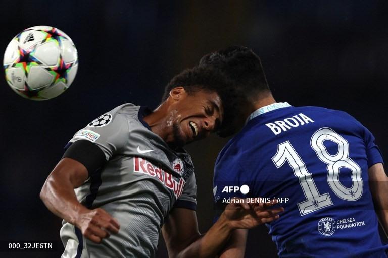 Chelsea chia điểm trong ngày Graham Potter ra mắt