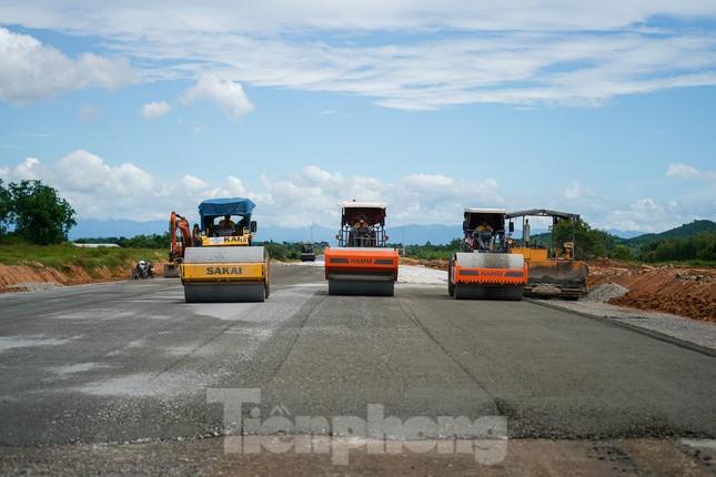 Lộ diện hình hài cao tốc Phan Thiết-Vĩnh Hảo trị giá gần 11.000 tỷ đồng - Ảnh 7.