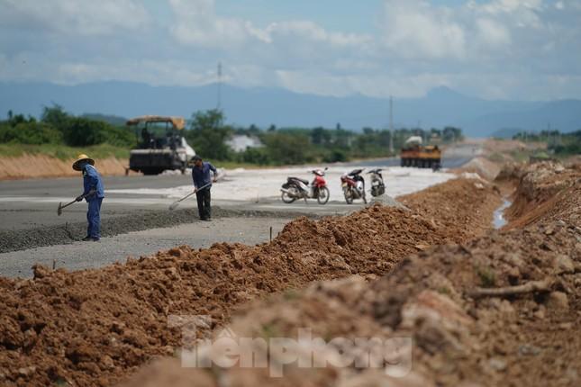 Lộ diện hình hài cao tốc Phan Thiết-Vĩnh Hảo trị giá gần 11.000 tỷ đồng - Ảnh 13.