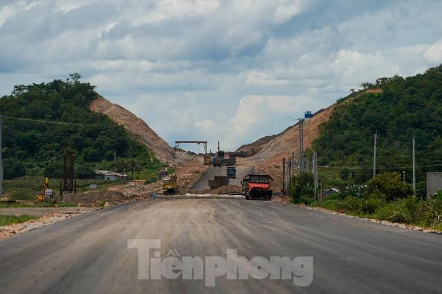 Lộ diện hình hài cao tốc Phan Thiết-Vĩnh Hảo trị giá gần 11.000 tỷ đồng - Ảnh 5.