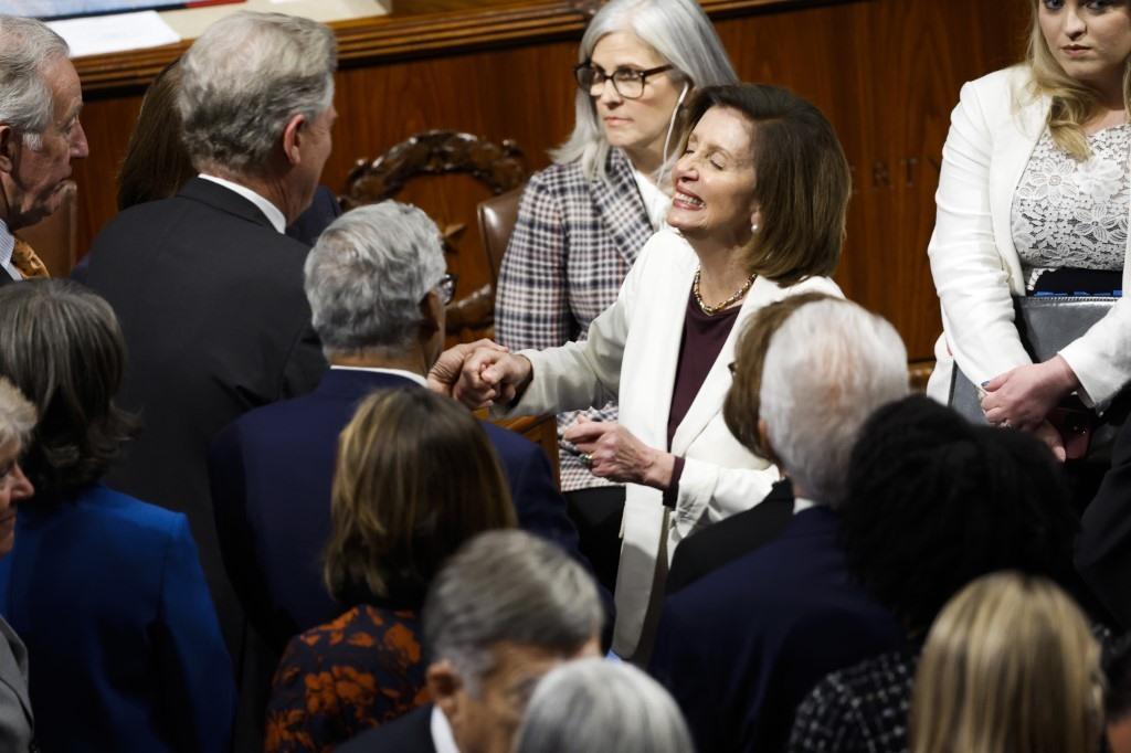Chủ tịch Hạ viện Mỹ Nancy Pelosi tuyên bố sẽ từ chức