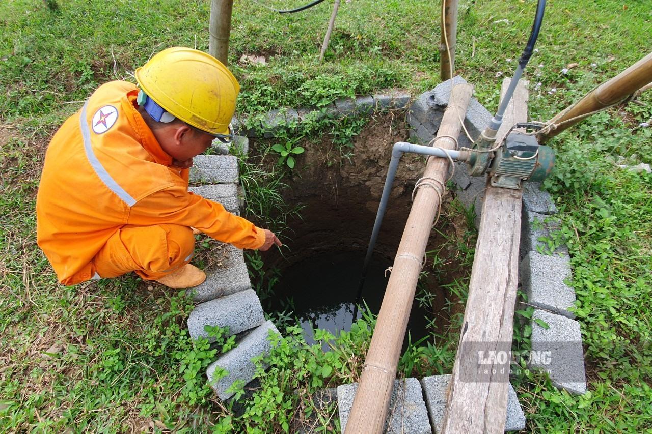 Người dân xóm Nam Sơn 2 (xã Thu Phong) phải dùng nước giếng suốt mấy chục năm do không có nước sạch.