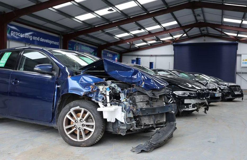 Bí mật của làng xe điện: Gần 50% giá xe nằm ở vật này nhưng chỉ ‘trầy xước’ cũng có thể ‘mất trắng’ cả chiếc ô tô - Ảnh 3.