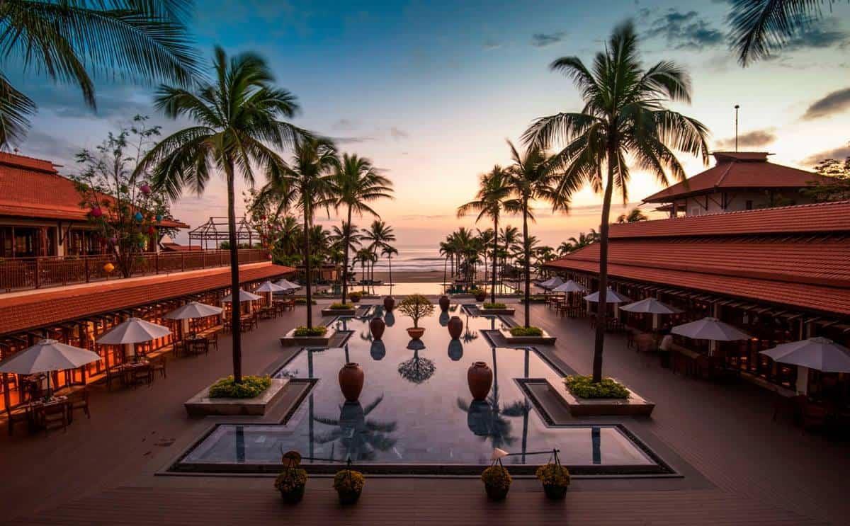 Sở hữu các resort đẳng cấp và bất động sản vị trí đắc địa, Sovico đang ở đâu so với các doanh nghiệp lớn nhất trên sàn chứng khoán? - Ảnh 1.