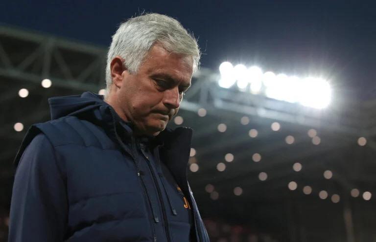 AS Roma nhận thất bại trong trận đấu thứ 100 dưới thời Mourinho