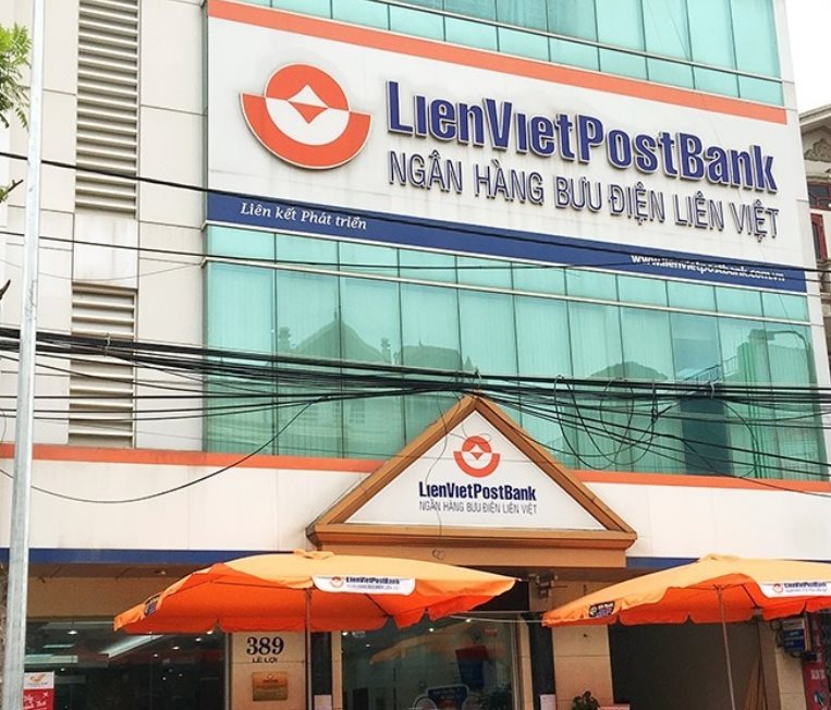 LienVietPostBank: Lợi nhuận suy giảm, dòng tiền tiếp tục âm nặng - Ảnh 1.