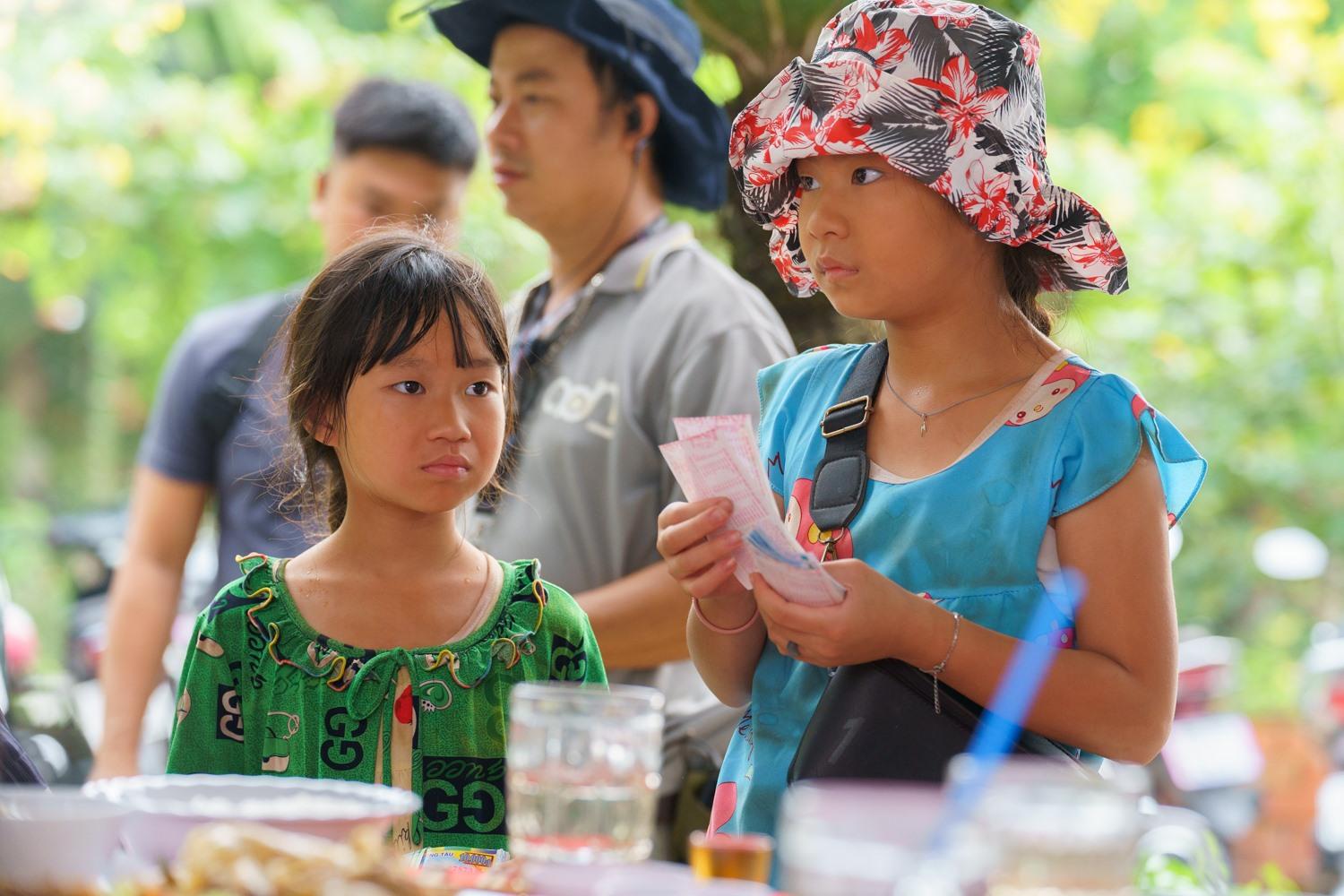 Hai con Lý Hải đóng phim. Ảnh: Nhà sản xuất.