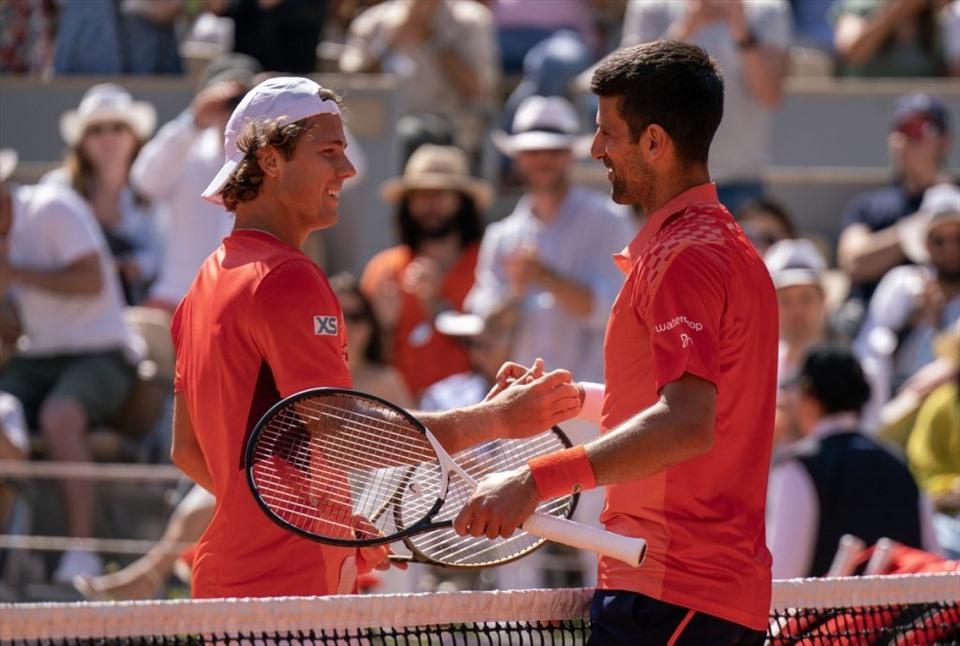 Djokovic, Alcaraz thắng nhẹ tại Roland Garros 2023