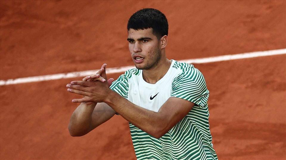 Carlos Alcaraz khẳng định đẳng cấp trước Flavio Cobolli. Ảnh: ATP Tour