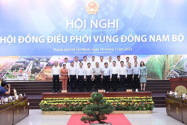 Ra mắt Hội đồng điều phối vùng Đông Nam Bộ.   Ảnh: VGP/Nhật Bắc