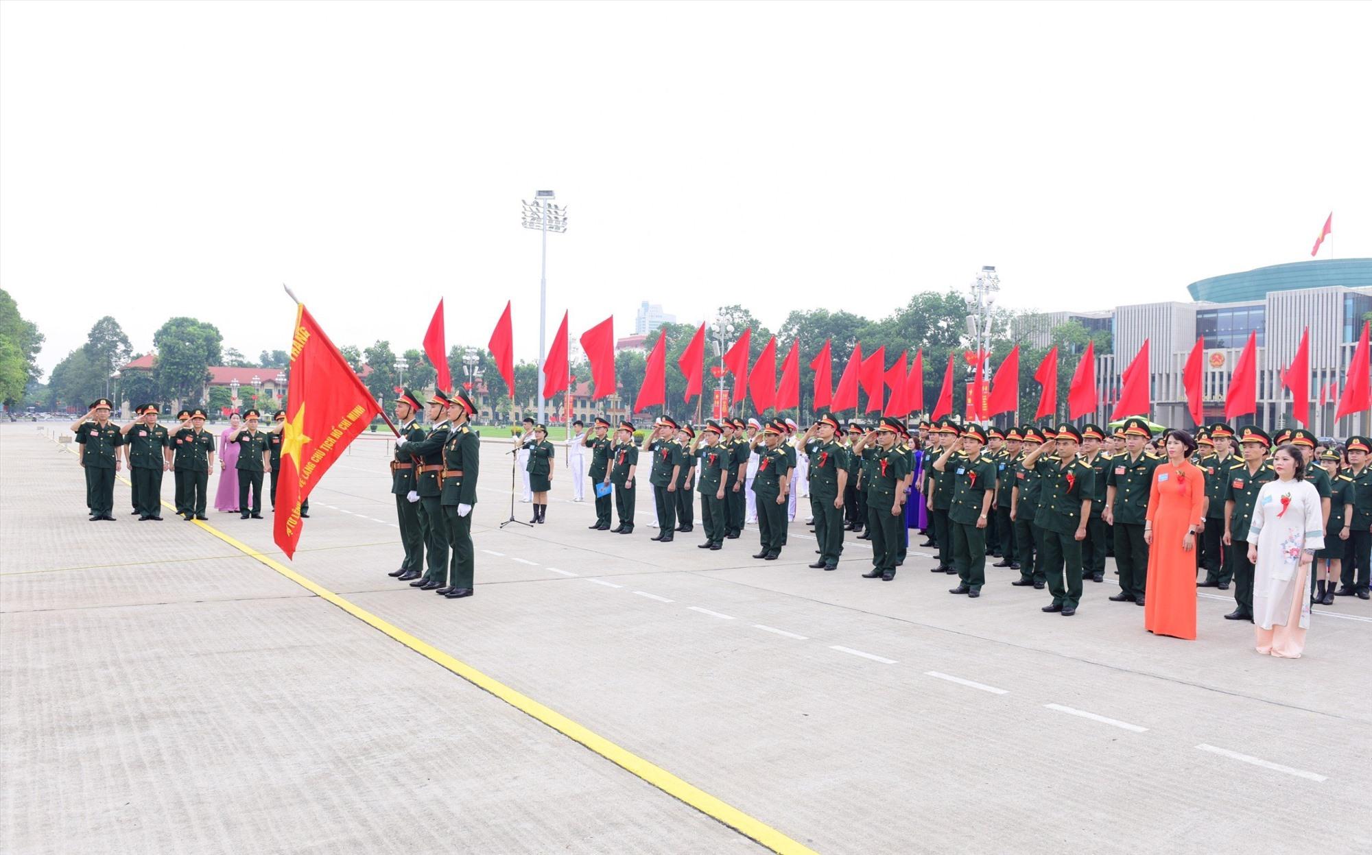 Lễ báo công của Đoàn. Ảnh: Công đoàn Bộ tư lệnh Bảo vệ Lăng.