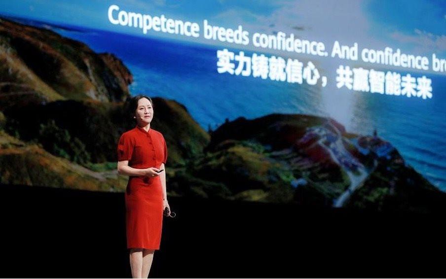 Lần đầu tiên sau 10 năm, Huawei tuyên bố thay đổi chiến lược, chuyển hướng tập trung vào AI - Ảnh 1. Lần đầu tiên sau 10 năm, Huawei tuyên bố thay đổi chiến lược, chuyển hướng tập trung vào AI - Ảnh 1.