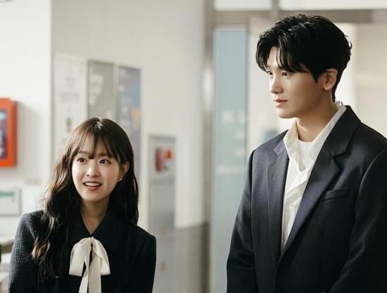 Park Bo Young - Park Hyung Sik gây chú ý khi tái hợp. Ảnh: Nhà sản xuất