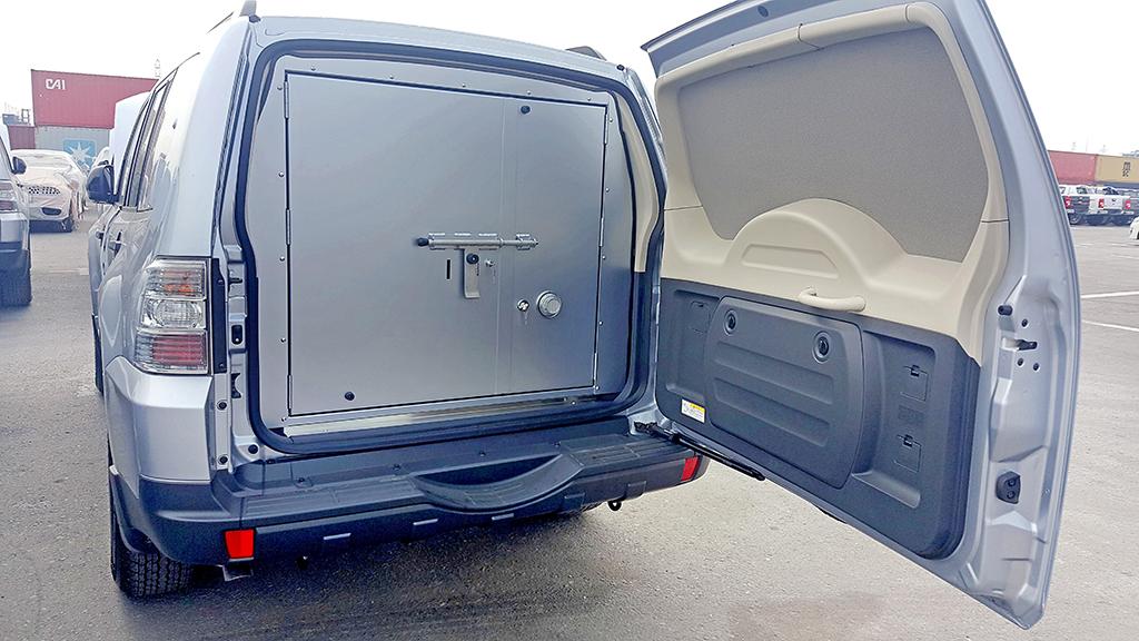 Ngân hàng ồ ạt thanh lý ô tô siết nợ, giá chỉ từ 36 triệu đồng - Ảnh 1.