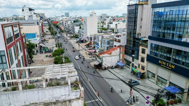 Đường Cách Mạng Tháng Tám (quận Tân Bình), nơi tuyến Metro số 2 sẽ đi qua. Ảnh: Hữu Chánh