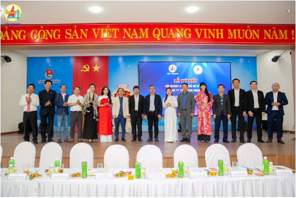 Hai Tran Media & Airs ký kết hợp tác với Hội Doanh nhân trẻ Đà Nẵng - Ảnh 3.