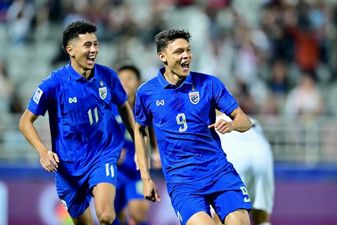 Tuyển Thái Lan thắng trận ra quân tại Asian Cup 2023