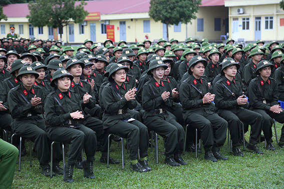 Đoàn viên CAND tham gia lễ khởi động Tháng Thanh niên. Ảnh: BCA