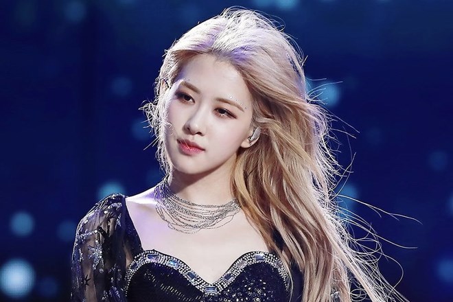 Rosé hát ca khúc chủ đề cho chương trình tuyển chọn nữ thần tượng Kpop