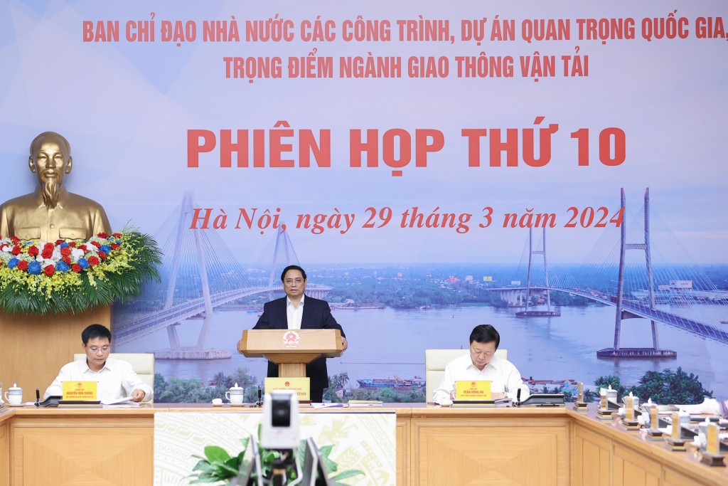 Thủ tướng Phạm Minh Chính, Trưởng Ban Chỉ đạo Nhà nước các công trình, dự án quan trọng quốc gia, trọng điểm ngành giao thông vận tải chủ trì họp phiên thứ 10 của Ban Chỉ đạo - Ảnh: VGP/Nhật Bắc