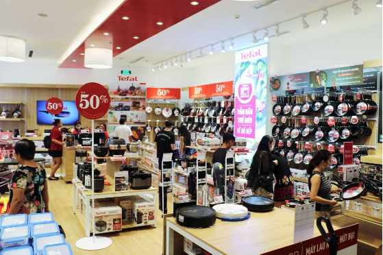 Đến Crescent Mall săn sale chấn động, hàng hiệu nửa giá - Ảnh 4. Đến Crescent Mall săn sale chấn động, hàng hiệu nửa giá - Ảnh 4.
