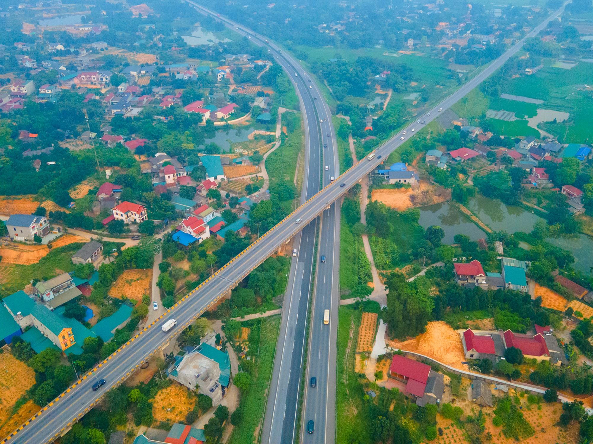 Toàn cảnh cao tốc chưa làm xong đã được Thủ tướng quyết định mở rộng gấp đôi sau một lần thị sát- Ảnh 6.