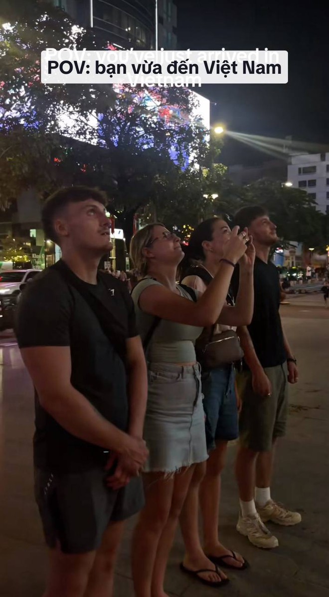 Chung cư cà phê 60 năm tuổi bỗng nổi như cồn tại nước ngoài, du khách khẳng định: “Đây là nơi ‘iconic’ nhất TP.HCM!”- Ảnh 5. Chung cư cà phê 60 năm tuổi bỗng nổi như cồn tại nước ngoài, du khách khẳng định: “Đây là nơi ‘iconic’ nhất TP.HCM!”- Ảnh 5.