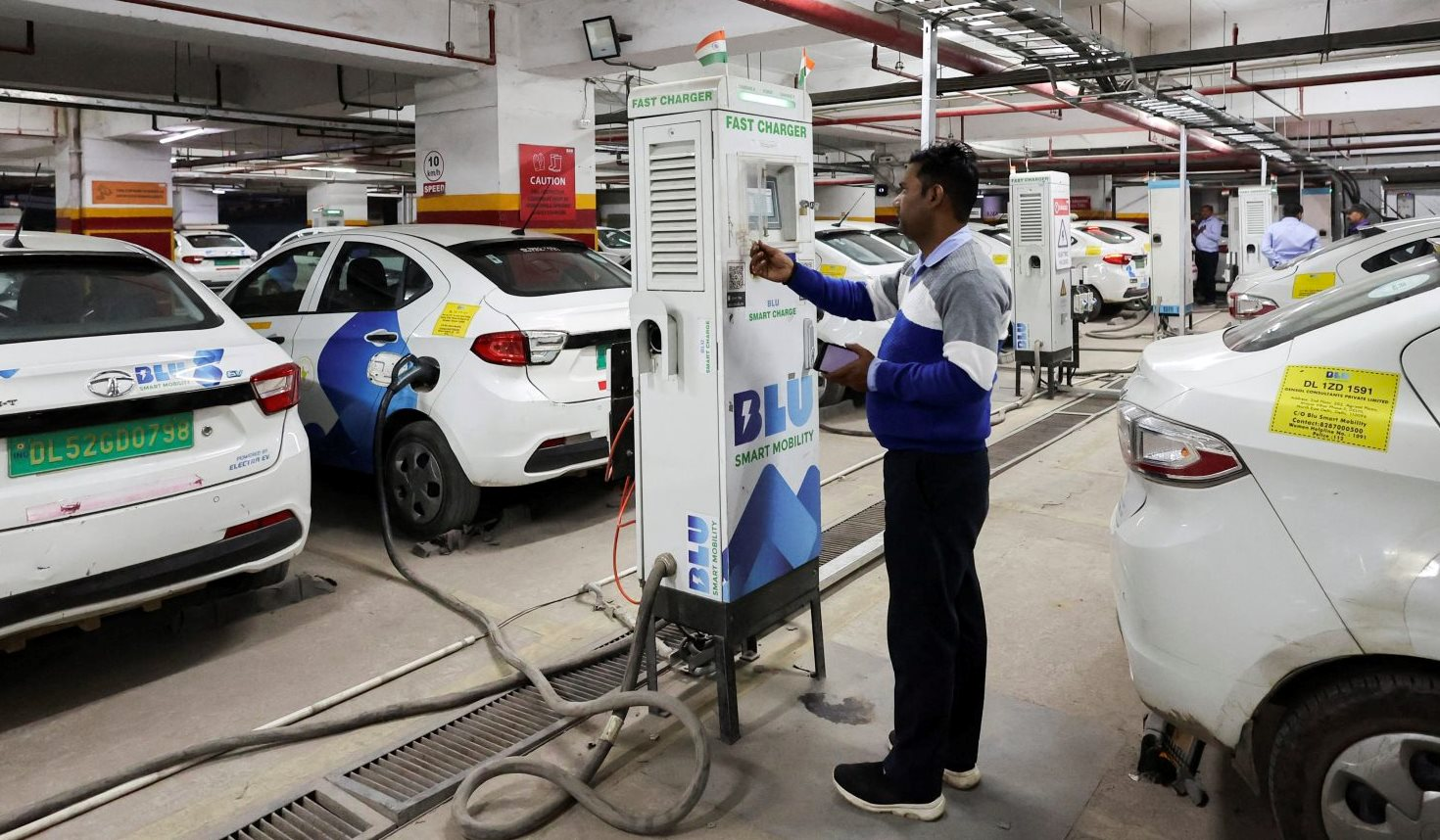 Cơn cuồng xe điện tại một quốc gia Nam Á: Taxi xanh trở thành phương tiện di chuyển chính, nhu cầu đột biến, không thể sản xuất đủ- Ảnh 1.