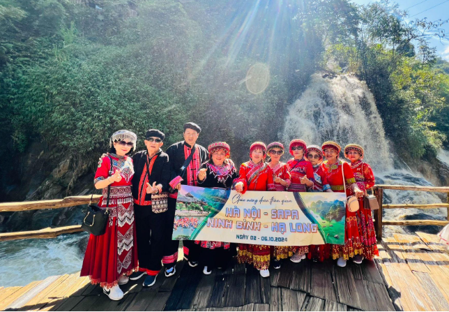Đất Việt Tour ưu đãi tưng bừng mừng khai trương văn phòng mới tại Hà Nội- Ảnh 3.